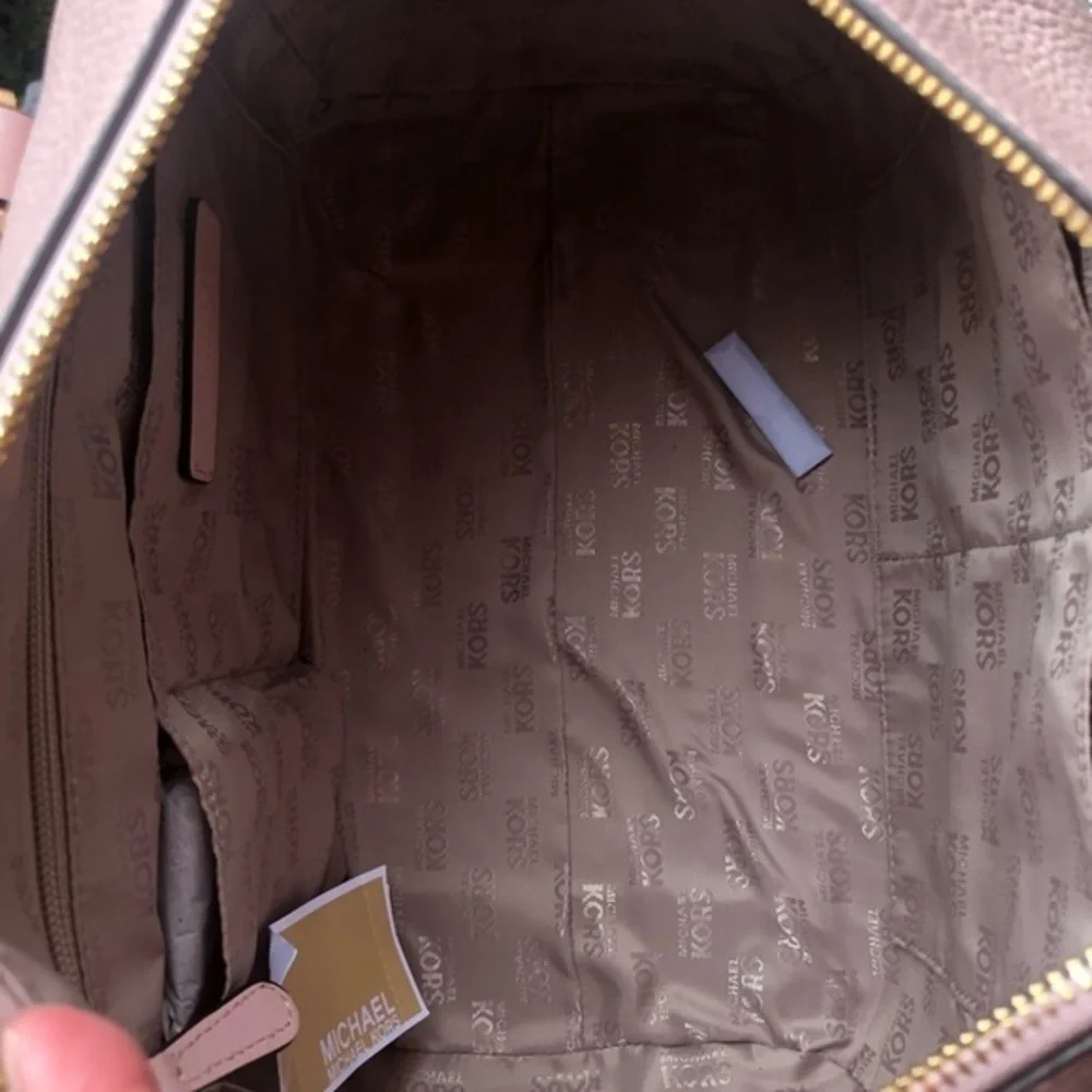 Michael kors aria studded satchel+wallet+Pom Pom